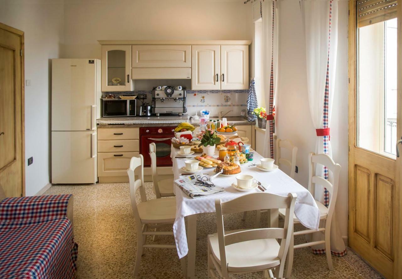 B&B Aria Ona Виллагранде-Стризайли Экстерьер фото