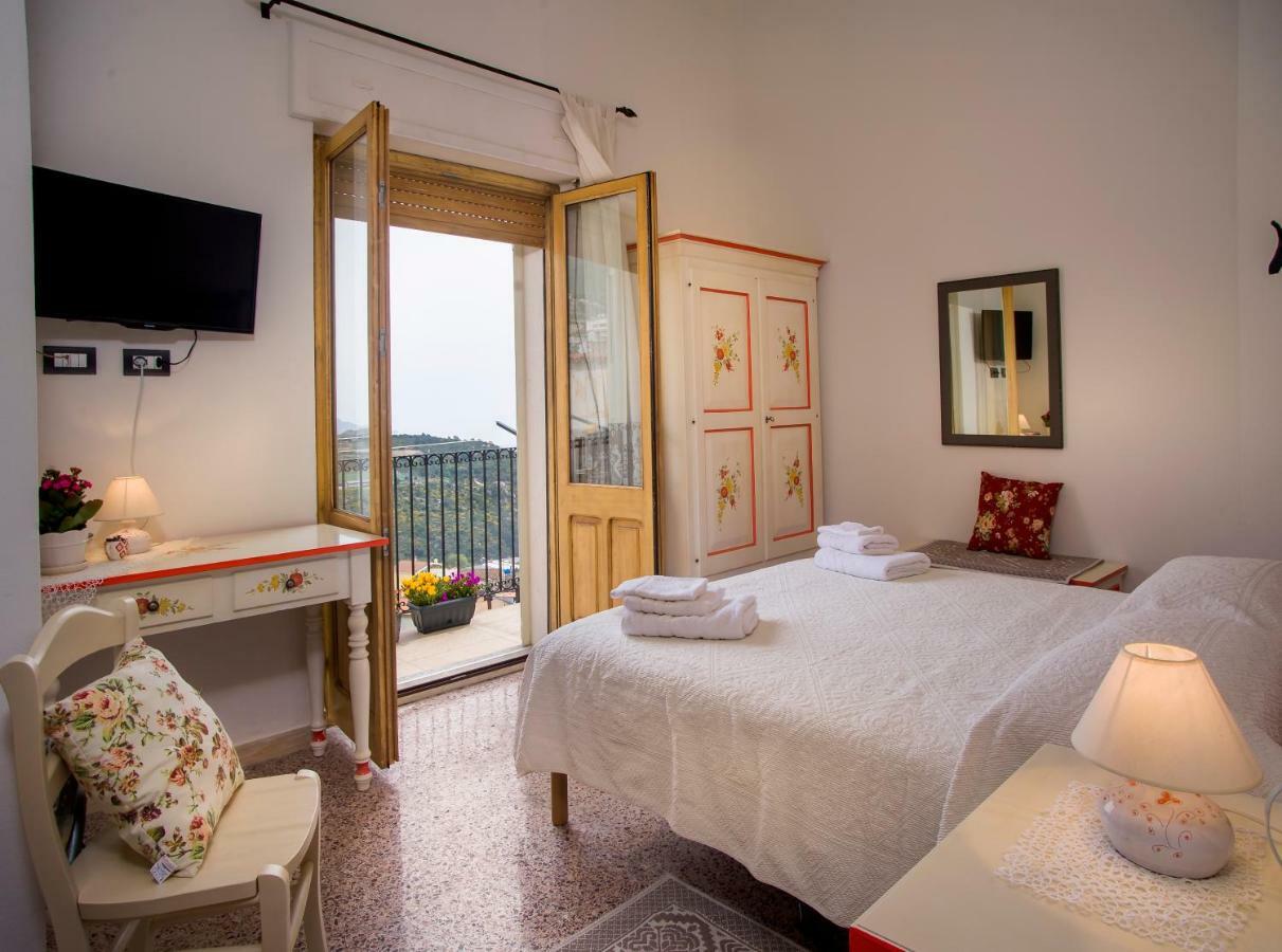 B&B Aria Ona Виллагранде-Стризайли Экстерьер фото