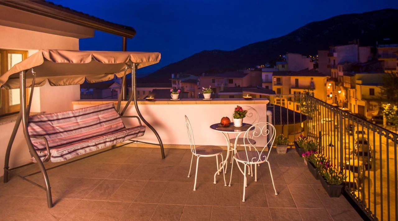 B&B Aria Ona Виллагранде-Стризайли Экстерьер фото